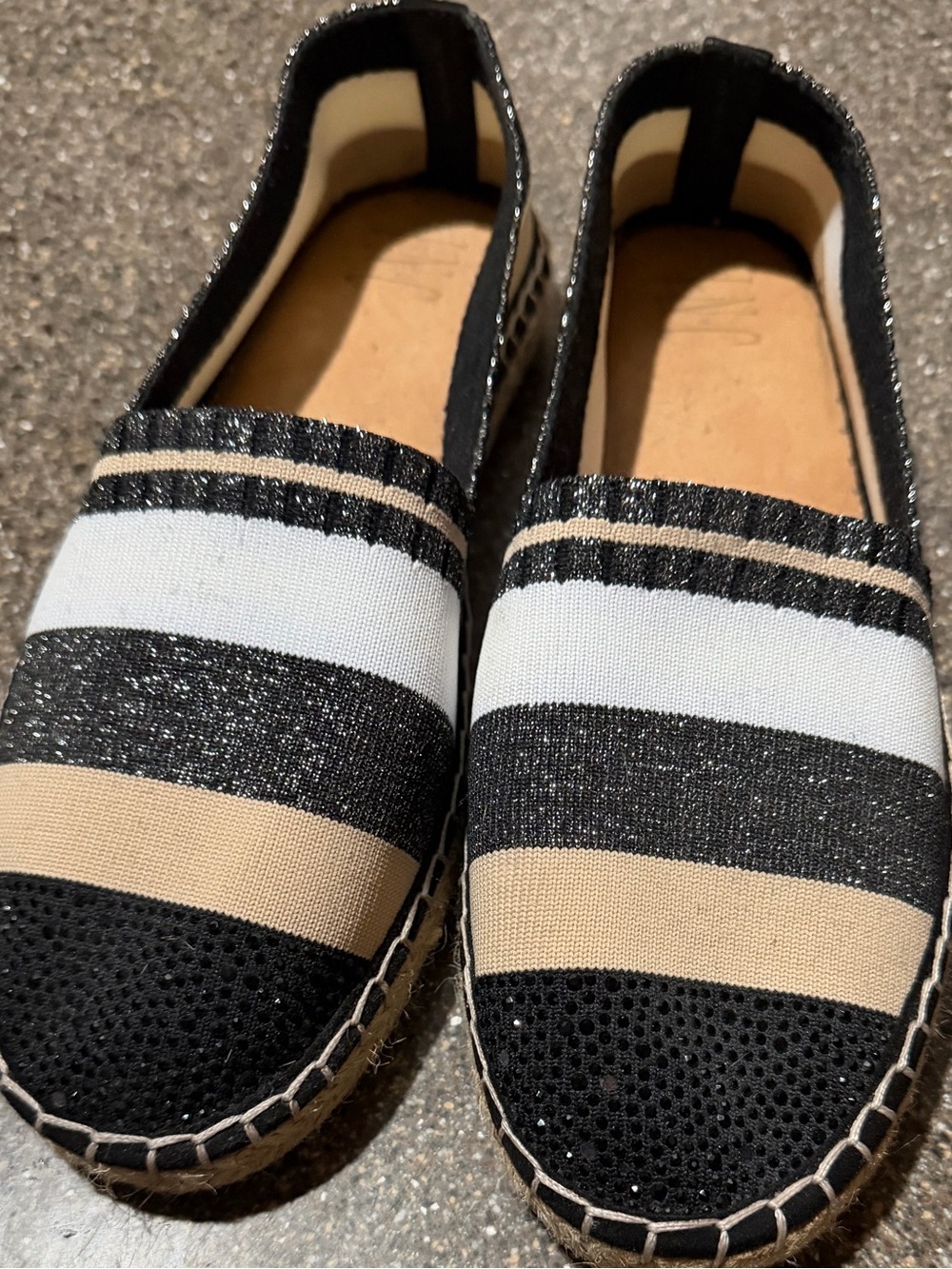 INC Espadrille flats Size 8, white,black,cream stripes, EUC, were$90 NOW $24 - Picture 14 of 16